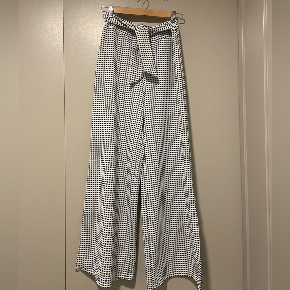 Maeve by Anthropologie Black and White Checkered Side Slit Wide Leg, size small